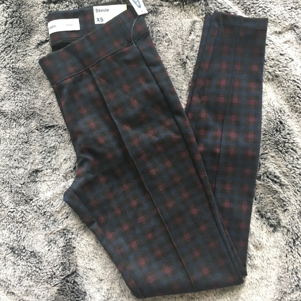 NWT Old Navy Plaid Stevie Legging